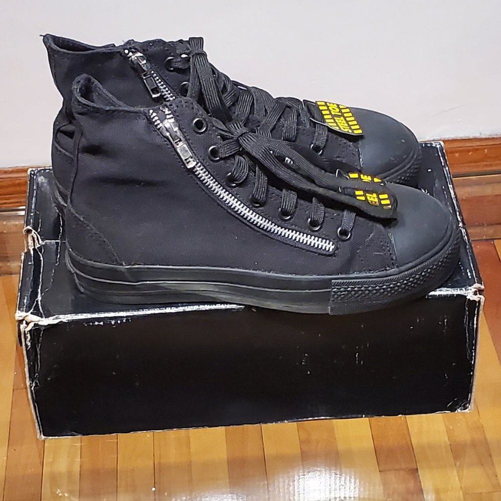 Demonia unisex steel toe high top sneakers